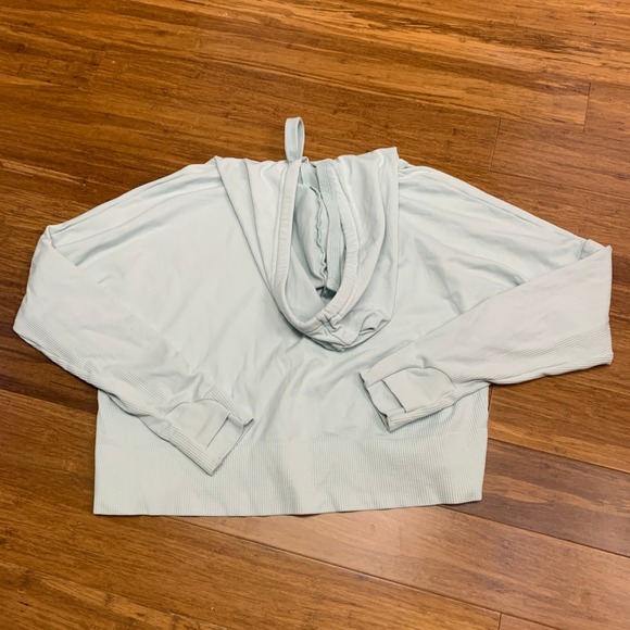 Gymshark Hoodie Womens Medium Cropped Thumb Hole Athletic Pullover Activewear‎ - Picture 4 of 4